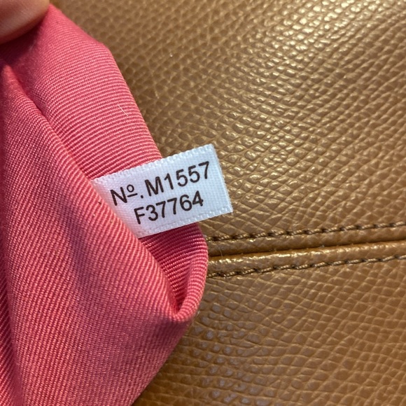 Coach Christie Crossgrain Satchel in Excellent Condition. F37764. - Picture 14 of 15